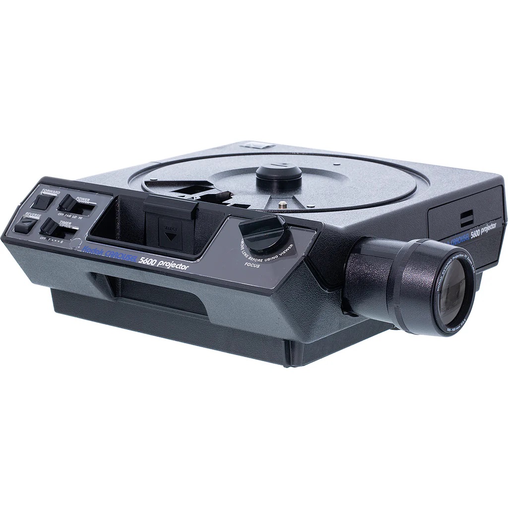 What are the differences between Kodak Slide Projectors