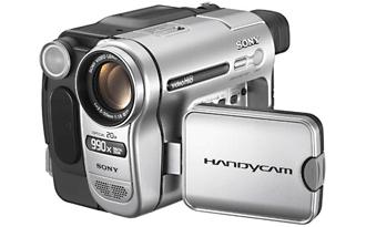 Will this camcorder play Video 8 cassette tapes?